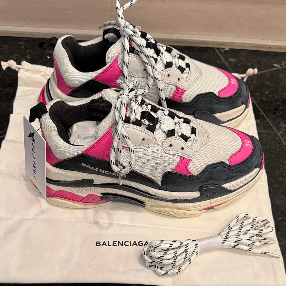 Balenciaga Women's Sneakers - Pink, Black, and White NEW - Picture 2 of 13